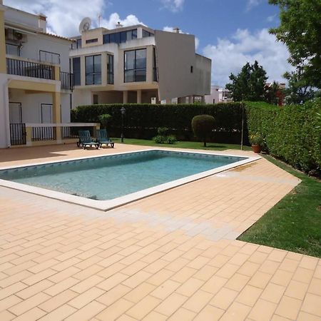 אלבור Buganvilia Residence מראה חיצוני תמונה